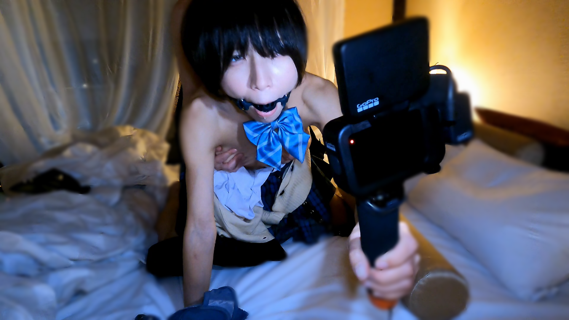 【有码】FC2-3290135 スクラッチ用価格。『顔出しボーイシュを口枷して涎プレイ虐め！！危険日に外出ししたのに中に