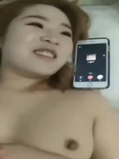 打电话偷情合集边操着女友边让她打电话给闺蜜